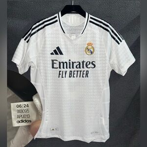 Men’s Authentic Adidas Real Madrid CF 2024/25 Home Jersey Size M #9 Mbappe